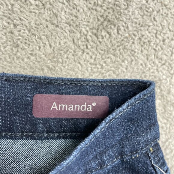 NEW Gloria Vanderbilt Amanda Slimming Jeans Women's Size 4 Blue Dark Wash - Picture 8 of 12